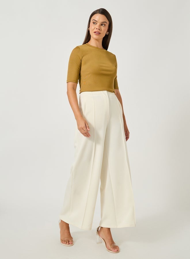 Styli Solid Regular Fit Round Neck T-Shirt - Image 2